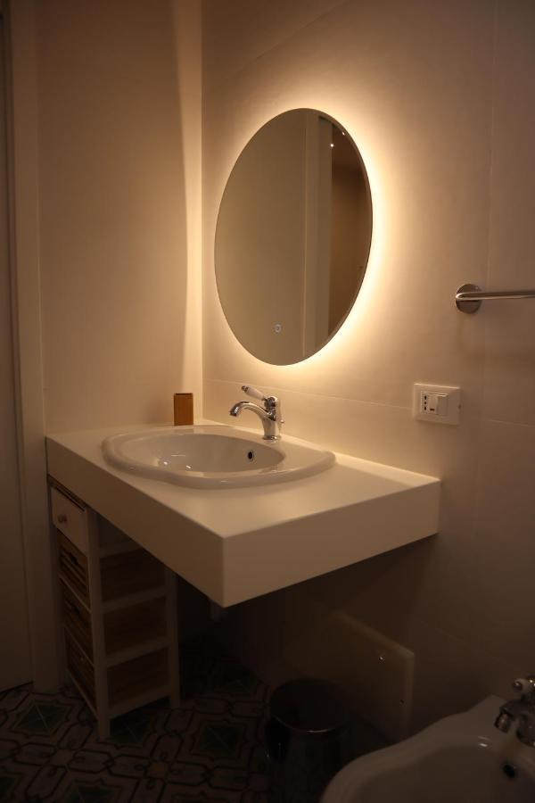Il Pumo Apartment โลโกโรตอนโด ภายนอก รูปภาพ